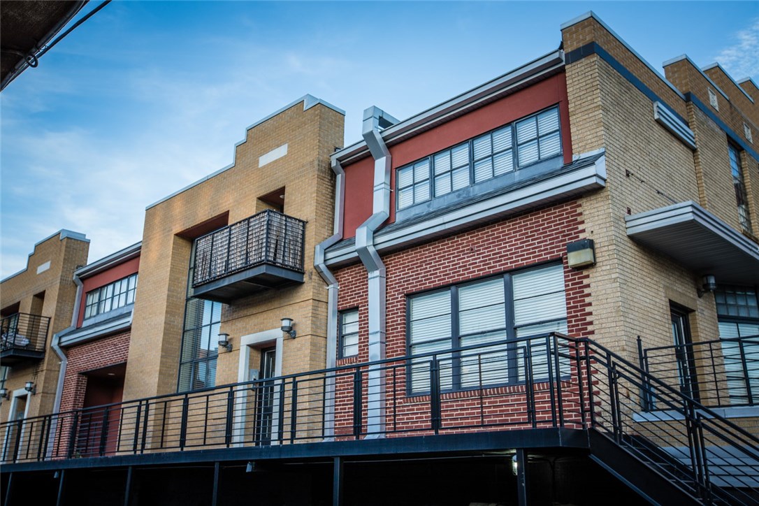 Uark Bowl Hpr - Residential