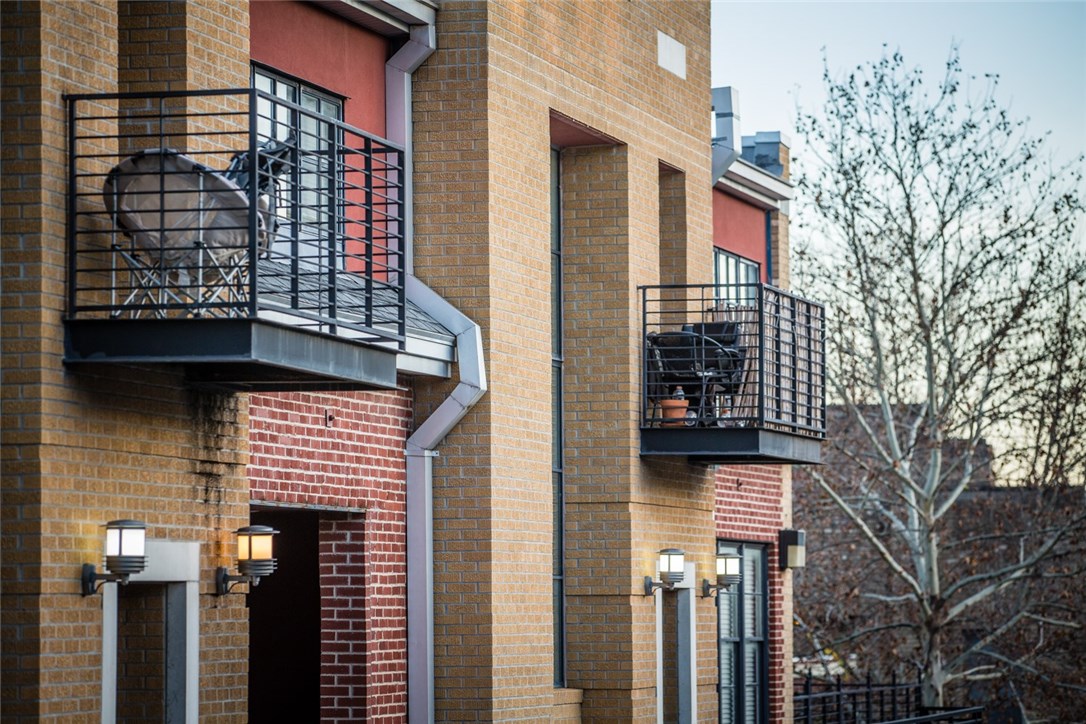 Uark Bowl Hpr - Residential