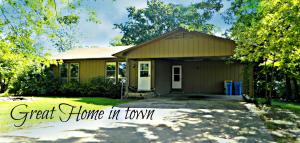 This house may look small on the outside but has great space on the inside. Every room is a good size. Split floor plan. Fenced backyard is shaded and private with a deck. Convenient to shopping and Wal-Mart.