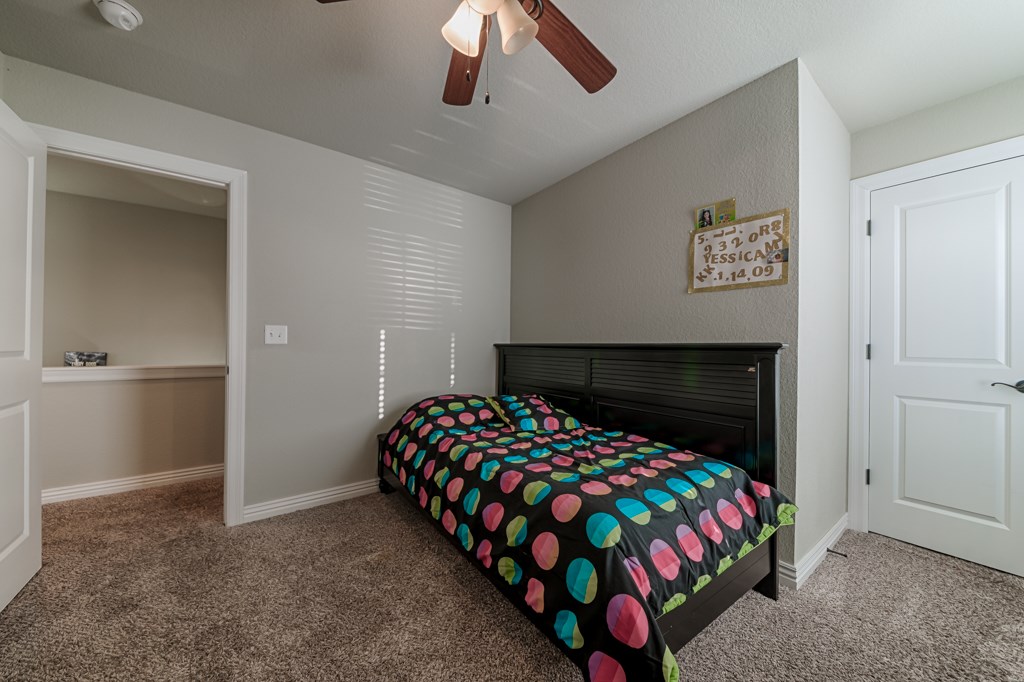 Edens Court Centerton - Residential