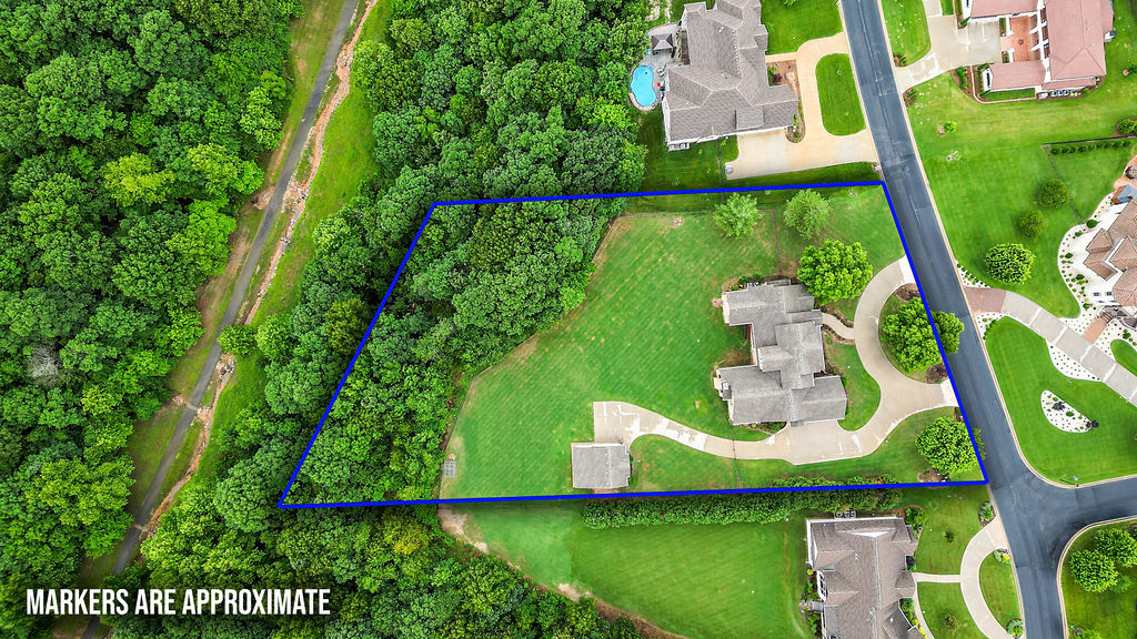 Estates At Dogwood Canyon - Residential