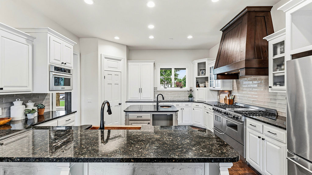 Estates At Dogwood Canyon - Residential