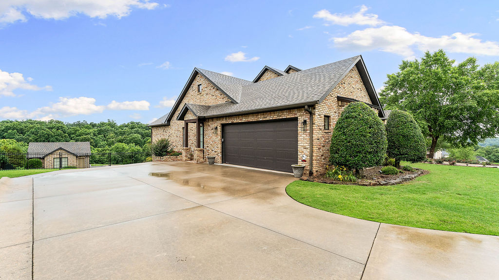 Estates At Dogwood Canyon - Residential