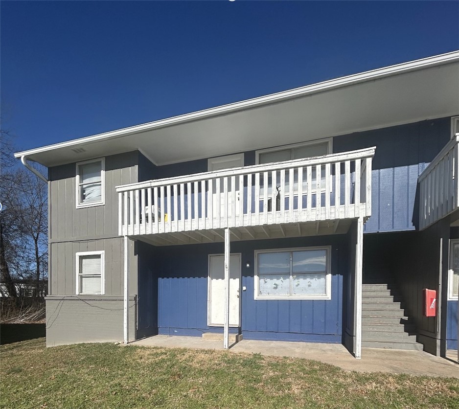 Located in the Shady Grove neighborhood, this updated multi-family unit features 2 bedrooms and 1 bathroom with new granite countertops in the kitchen and bath. Fresh paint throughout and modern conveniences including a dishwasher, refrigerator, and in-unit washer and dryer make this home comfortable and easy to maintain. Move-in ready and perfectly located.