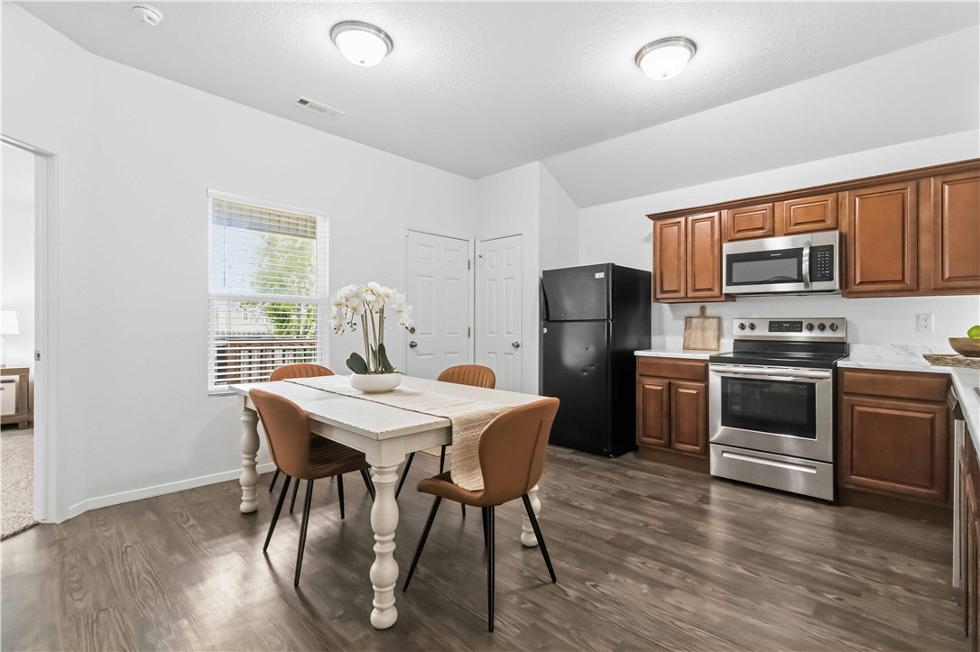 Charleston Park At Legendary PUD Springd - Residential