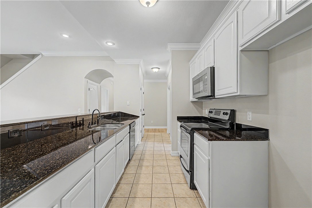 Bellafont Gardens Hpr - Residential