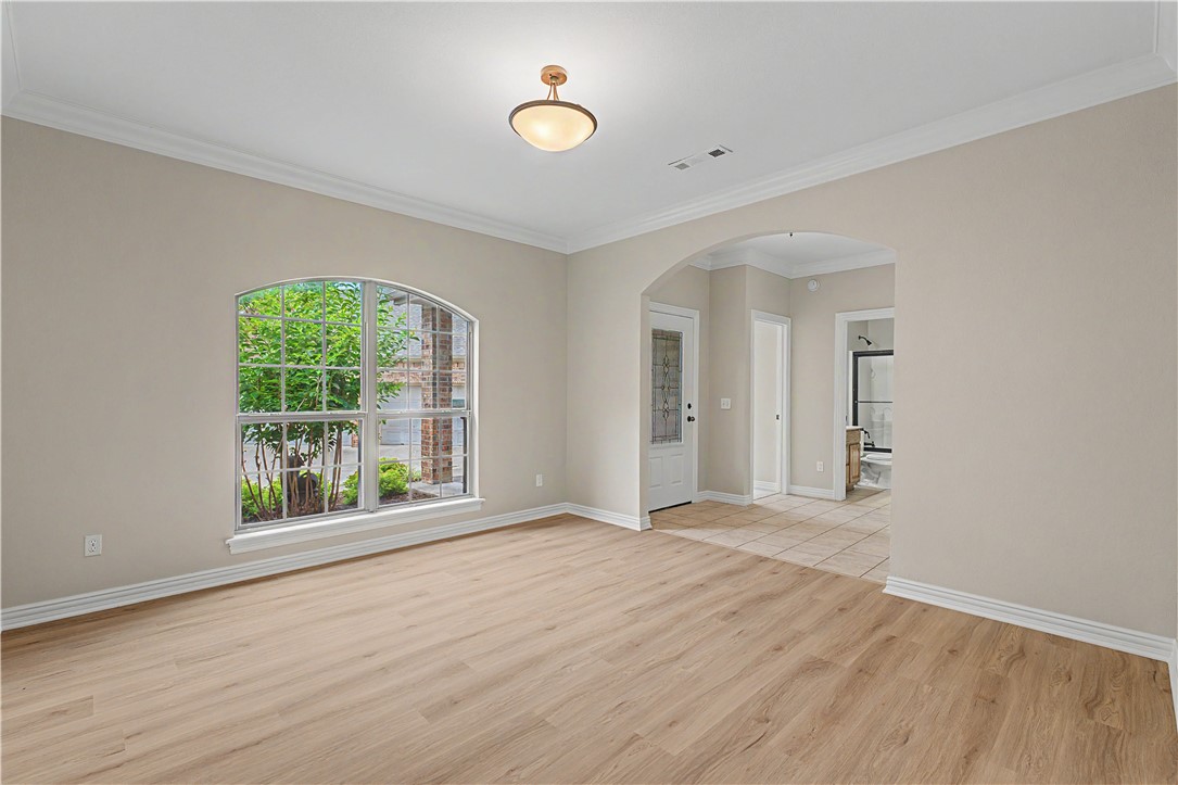 Bellafont Gardens Hpr - Residential