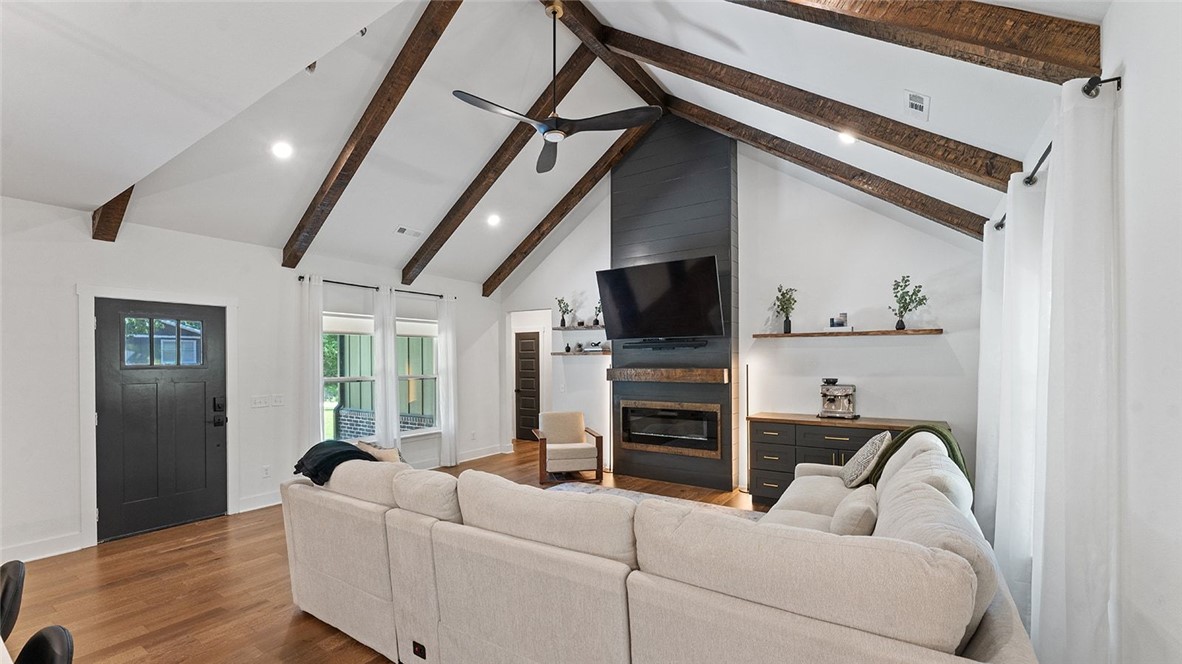 Lands End Sub Bvv - Residential