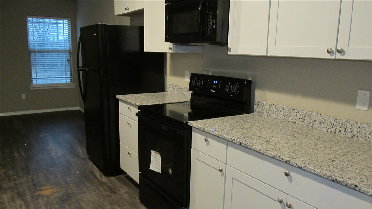 Kerelaw Castle Bentonville - Residential Lease