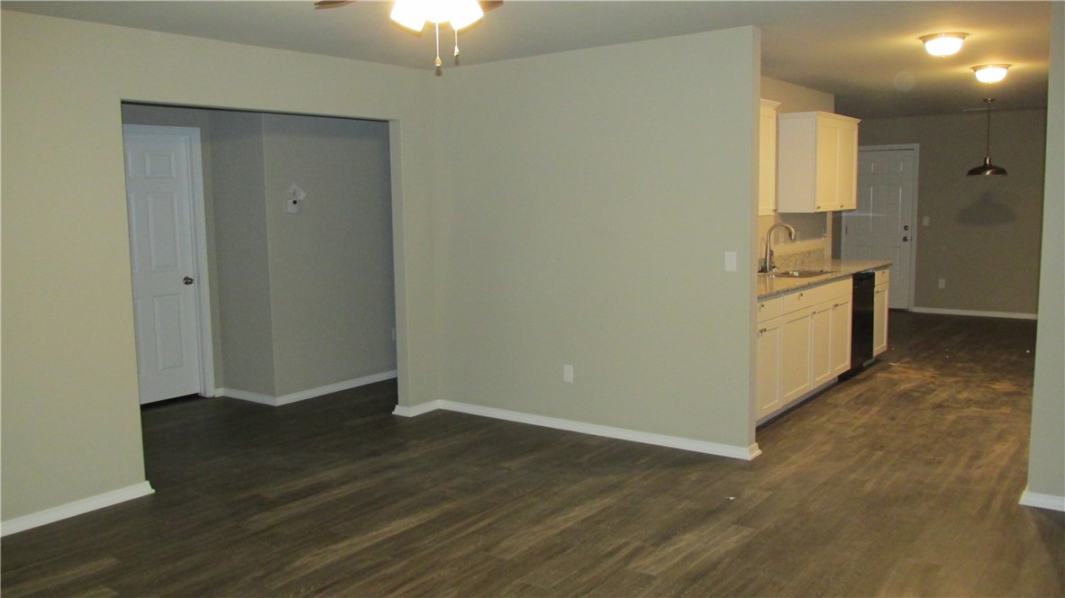 Kerelaw Castle Bentonville - Residential Lease