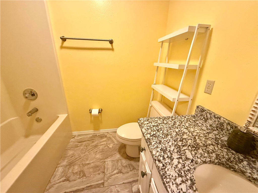 Golden Pond - Residential