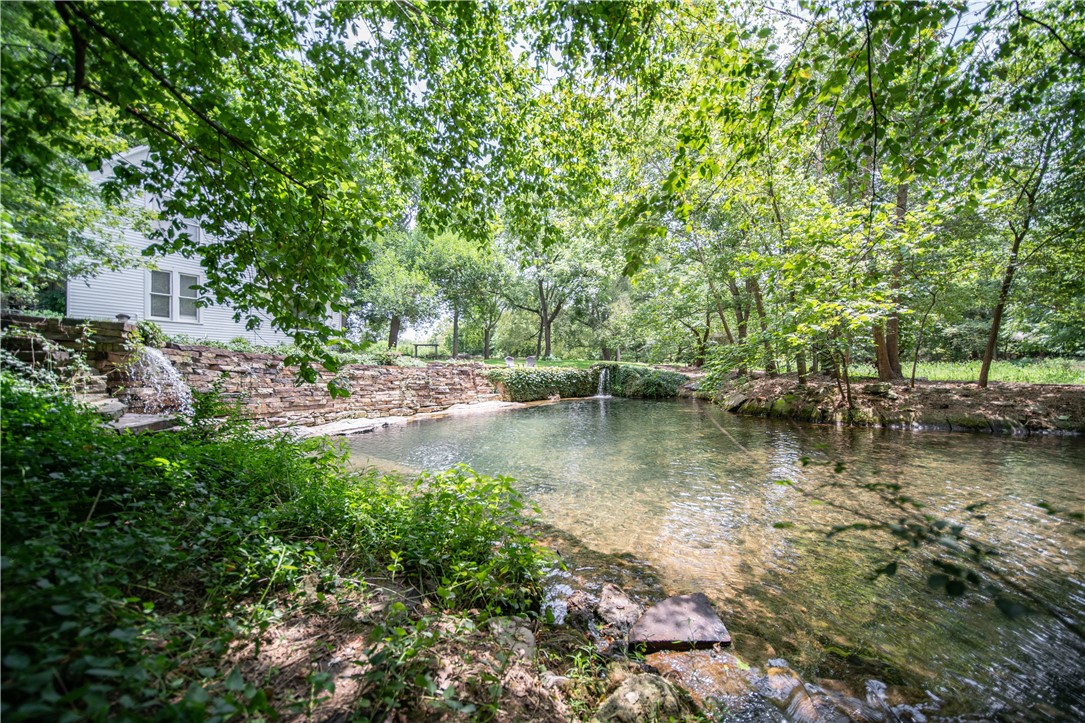 05-18-32-SPRINGTOWN - Residential