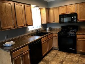 Henderson - Robins Addition - Residential