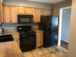 Henderson - Robins Addition - Residential