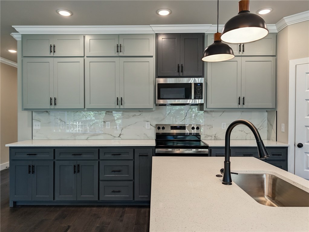 Hopeman Sub Bvv - Residential Lease
