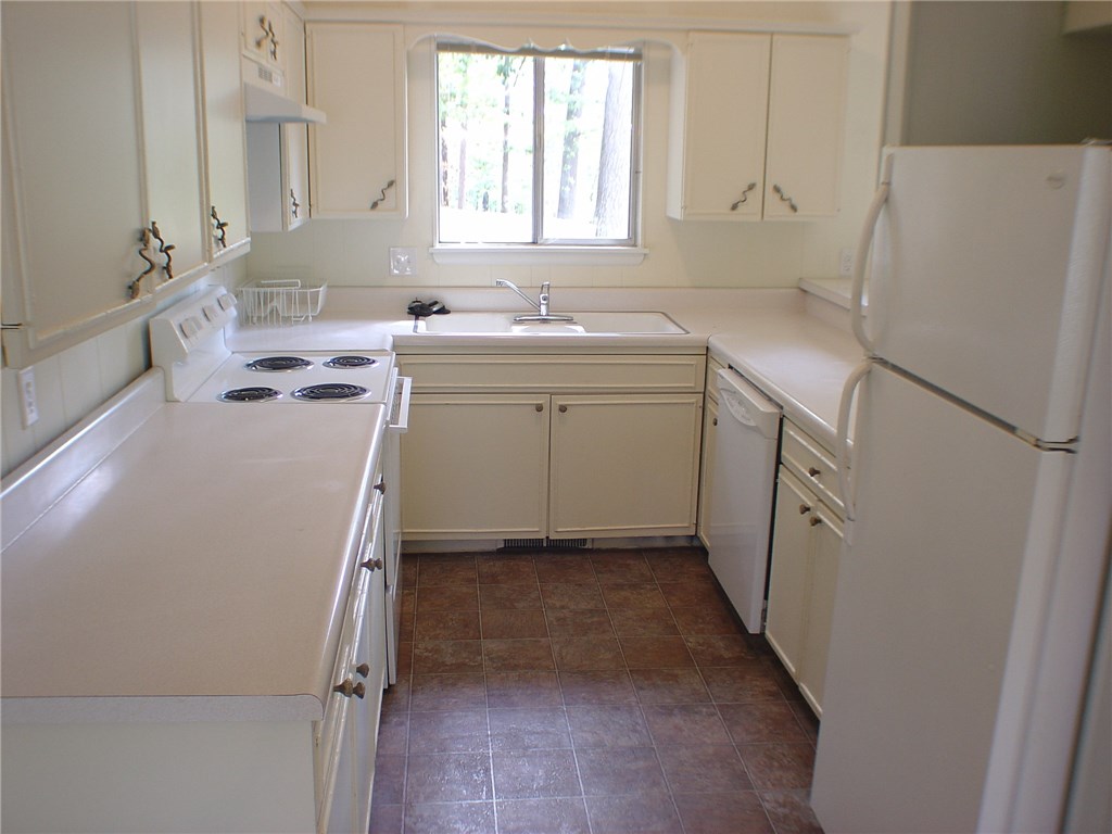 Avondale Sub 1 Bvv - Residential Lease