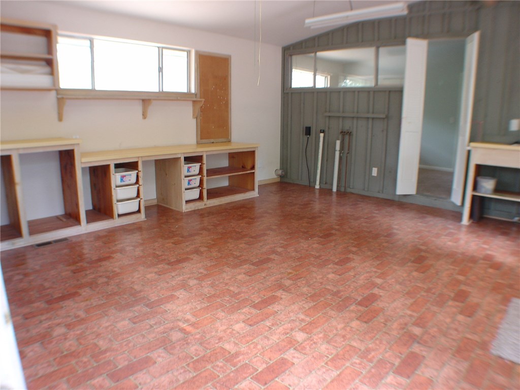 Avondale Sub 1 Bvv - Residential Lease