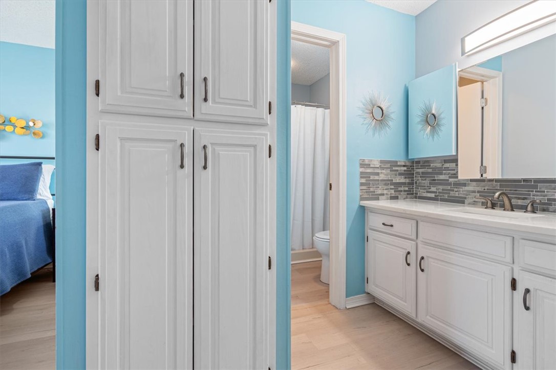 Unit 120 Holiday Island - Residential