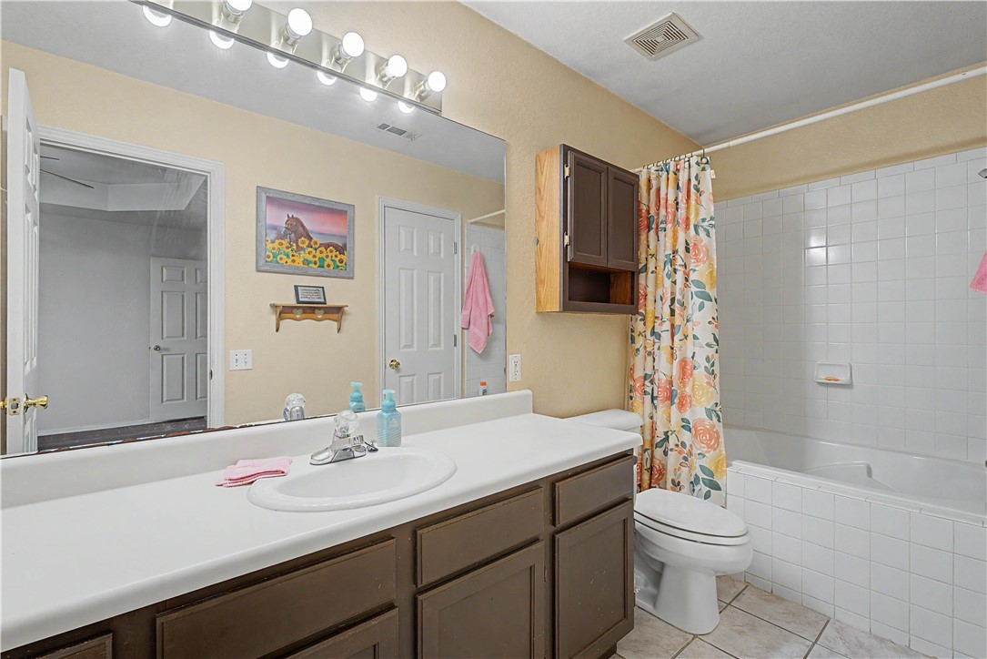 Southfork Sub Ph I Lowell - Residential