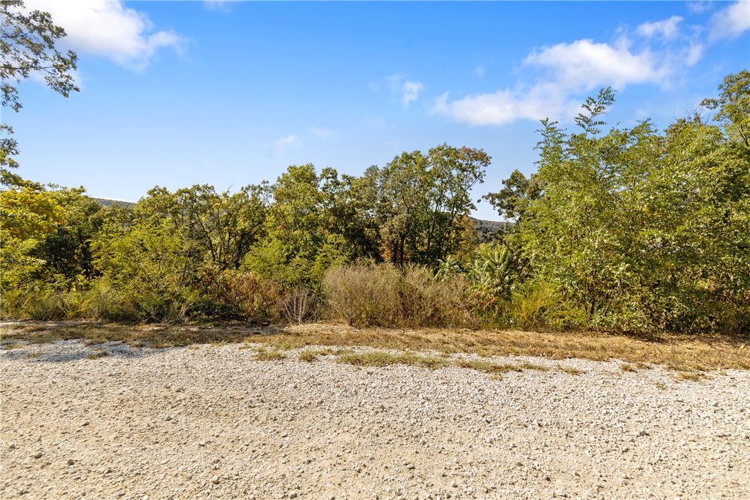 Round Mountain Estates - Land