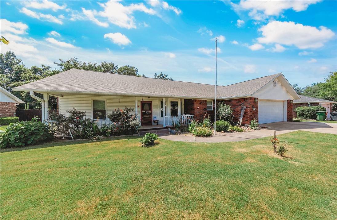 Hardwood Heights Sub Rogers - Residential