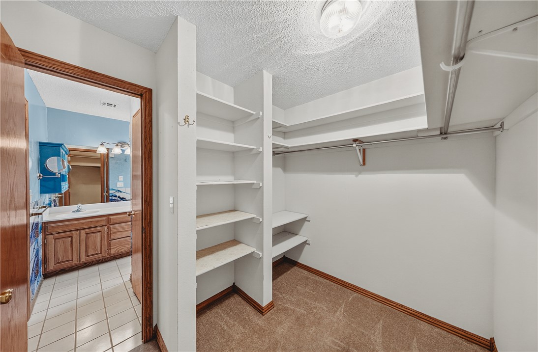 Hardwood Heights Sub Rogers - Residential