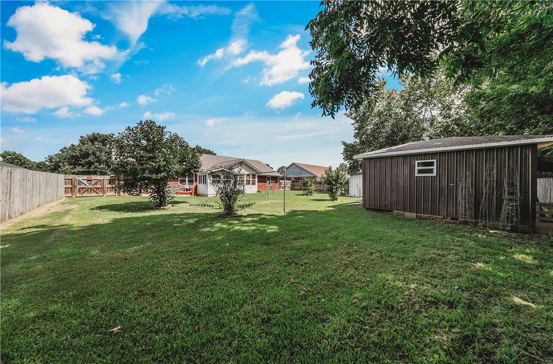 Hardwood Heights Sub Rogers - Residential