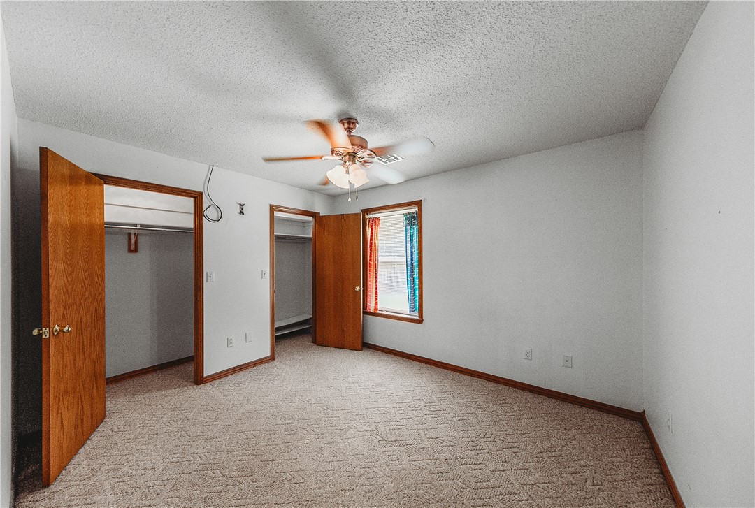 Hardwood Heights Sub Rogers - Residential