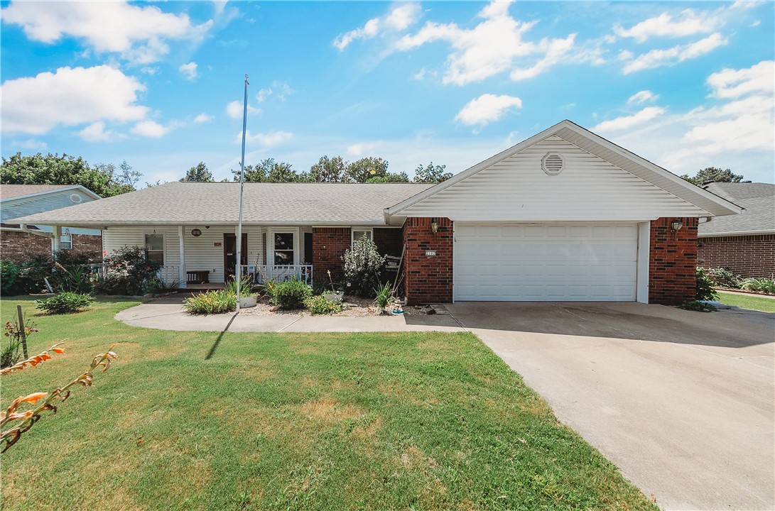 Hardwood Heights Sub Rogers - Residential