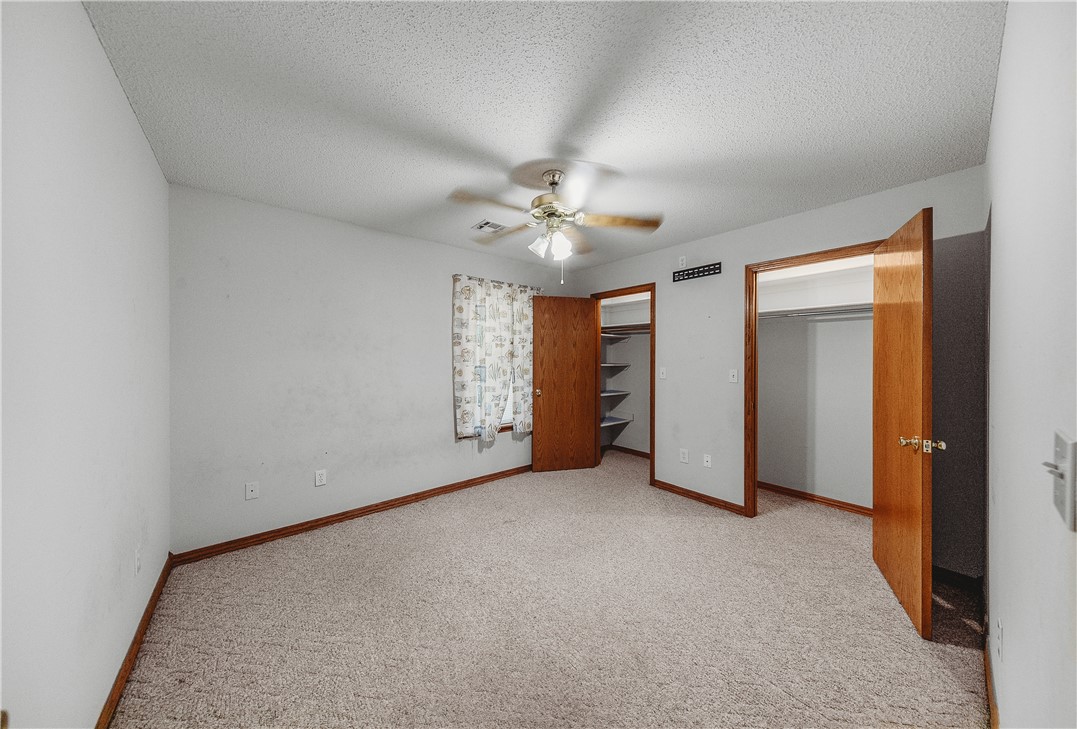 Hardwood Heights Sub Rogers - Residential