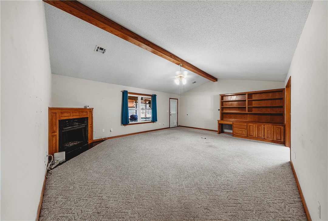 Hardwood Heights Sub Rogers - Residential