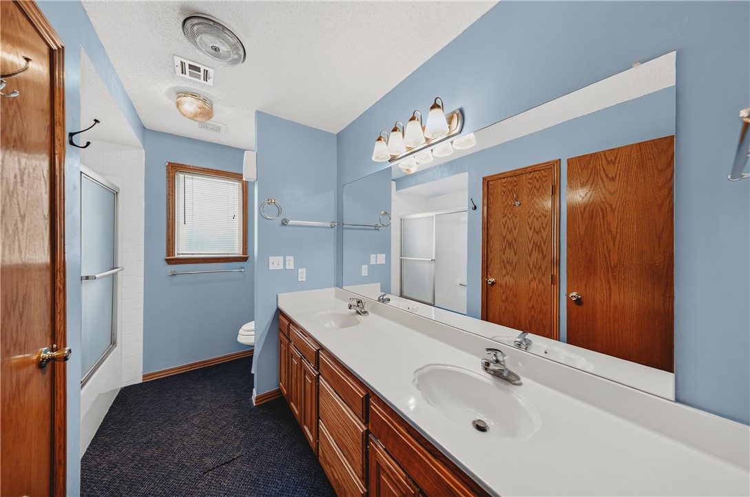 Hardwood Heights Sub Rogers - Residential