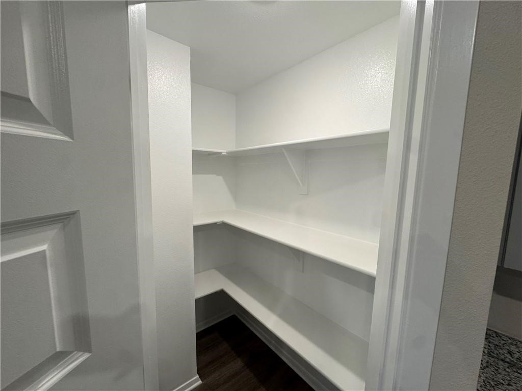 Woodward Park Ph I Highfill - Residential Lease