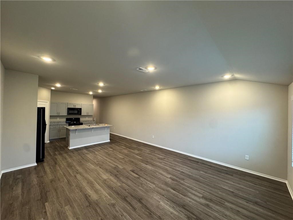 Woodward Park Ph I Highfill - Residential Lease