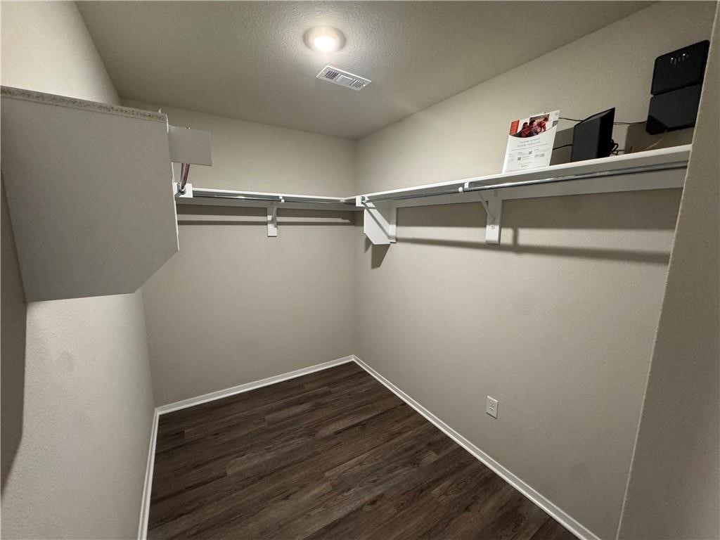 Woodward Park Ph I Highfill - Residential Lease