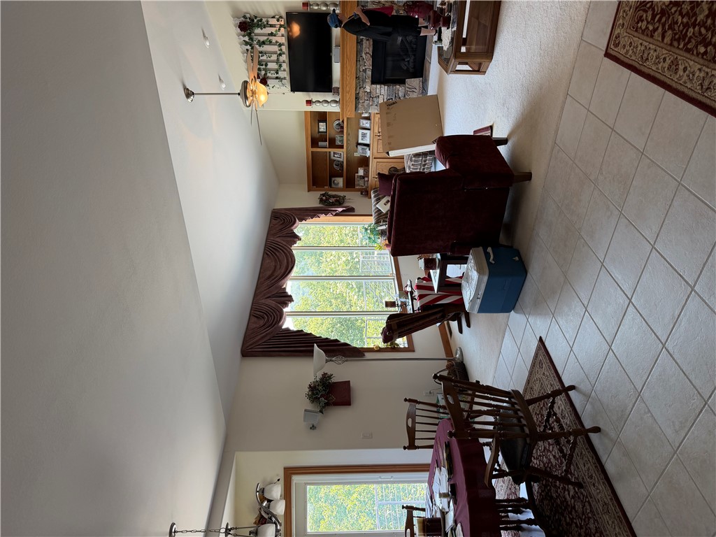 Unit 110 Holiday Island - Residential