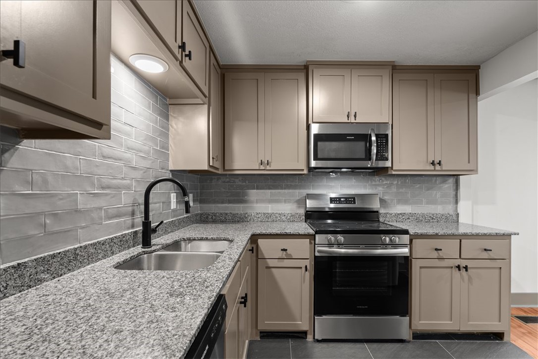 n/a - Residential Lease