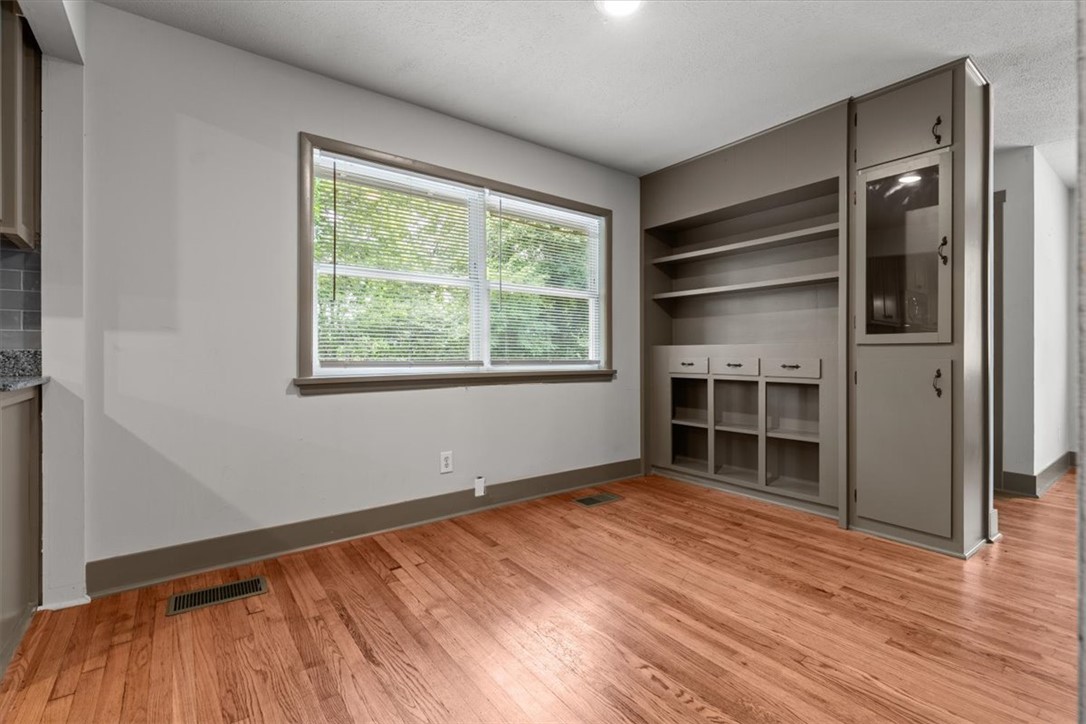n/a - Residential Lease
