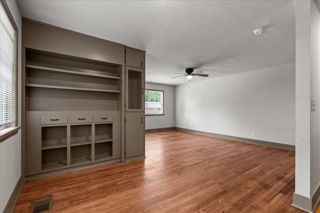 n/a - Residential Lease