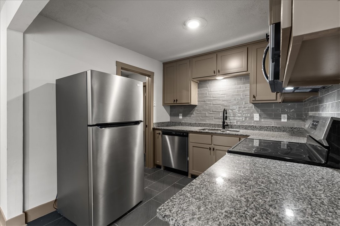 n/a - Residential Lease