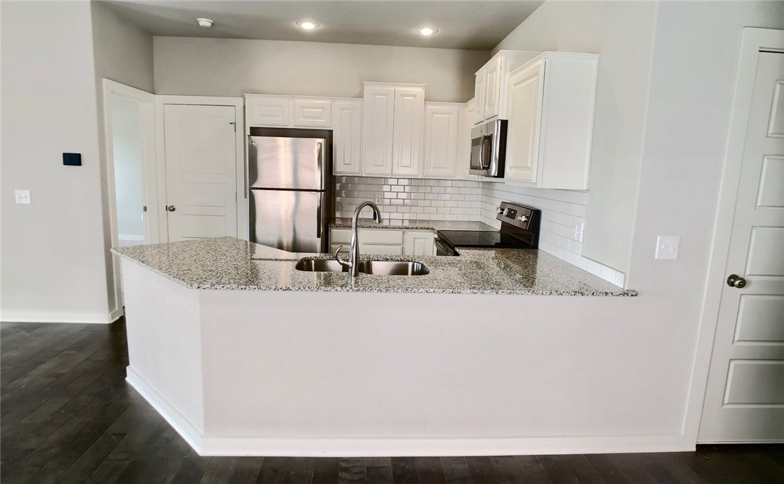 Links At Fayetteville Row Homes - Residential Lease