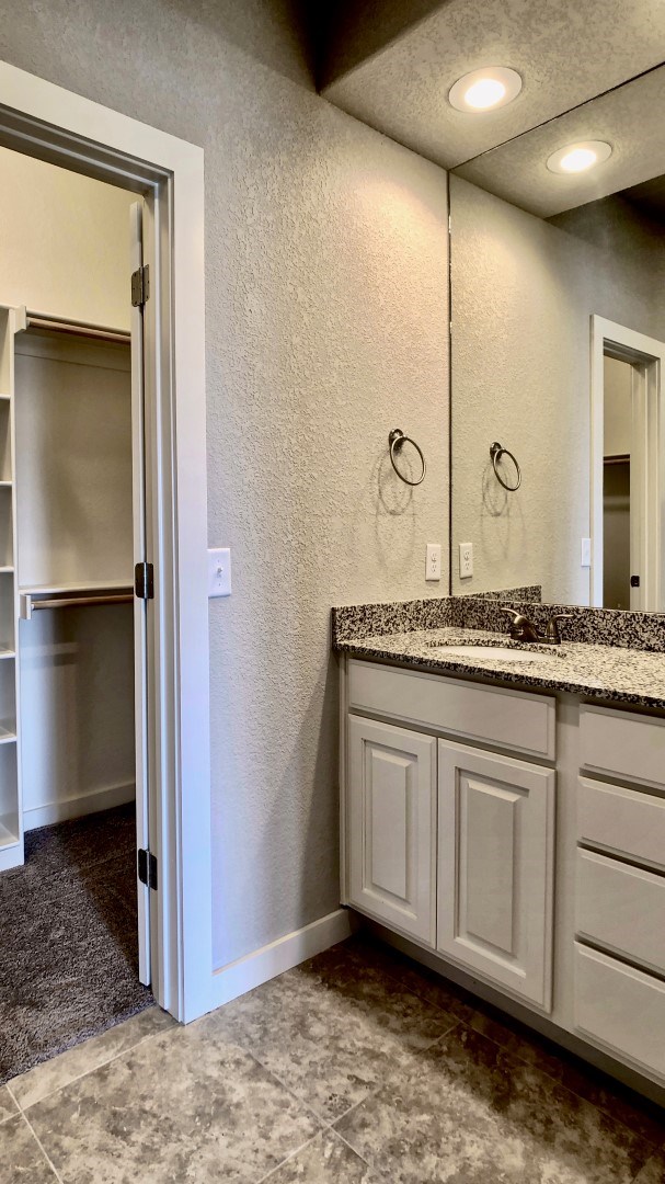 Links At Fayetteville Row Homes - Residential Lease