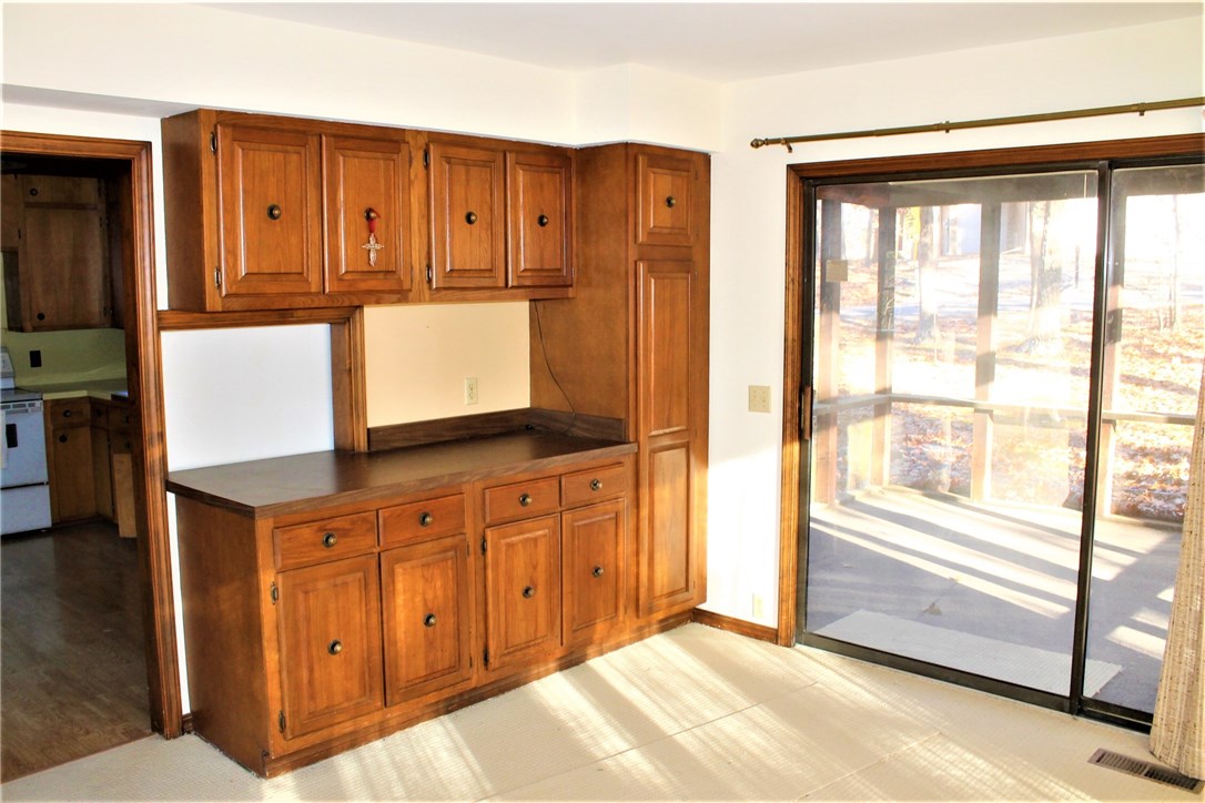 Unit 8 Holiday Island - Residential