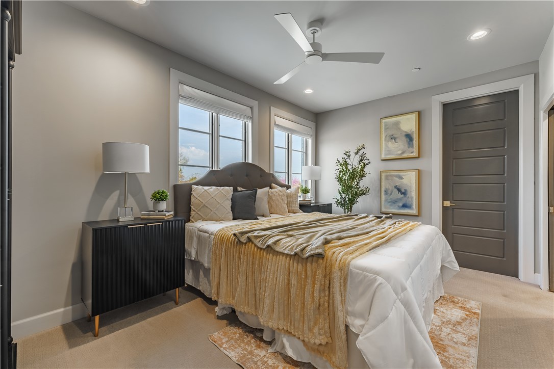 Pinnacle Heights Rogers - Residential