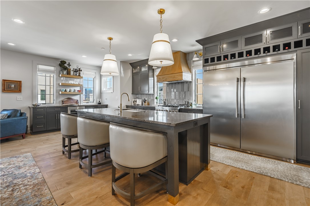 Pinnacle Heights Rogers - Residential