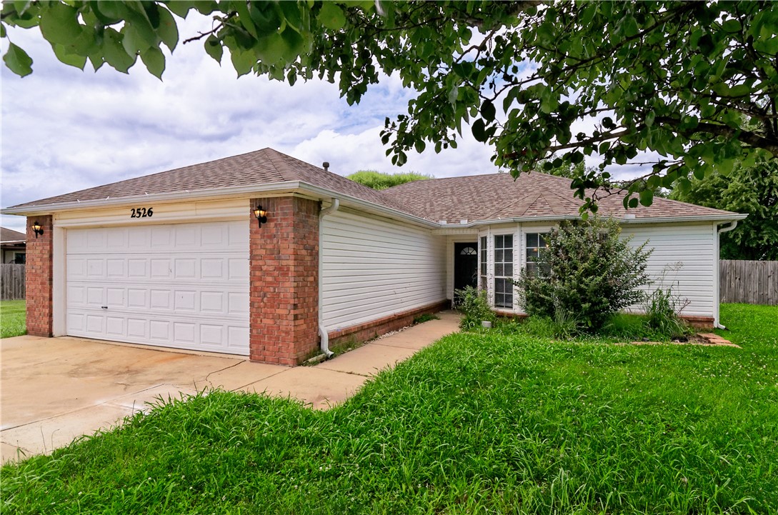 Givens Place Pea Ridge - Residential
