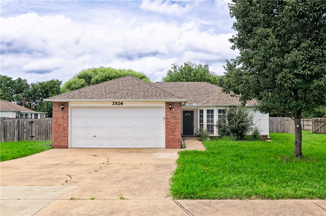Givens Place Pea Ridge - Residential