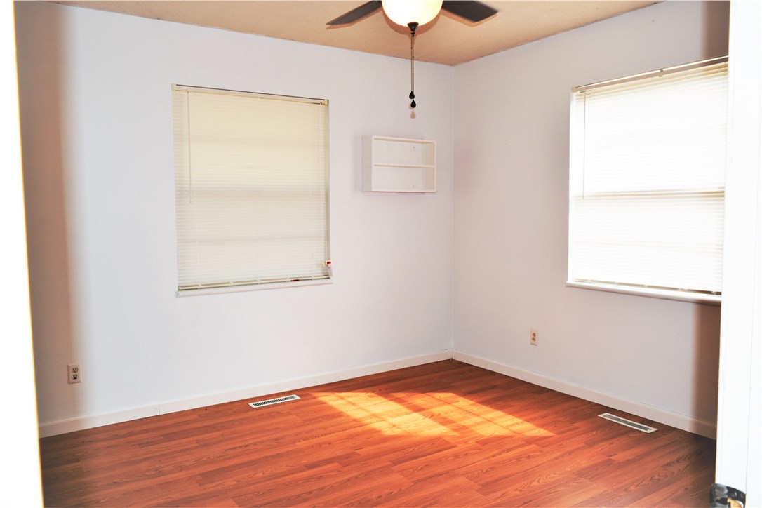 Young & Bailey Sub Siloam Spgs - Residential