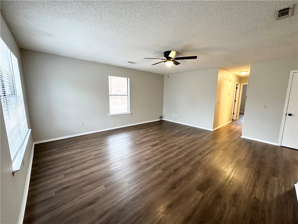 Check out this 2 bedroom, 2 bathroom home that is just minutes from the Northwest Arkansas Mall, Lake Fayetteville trails and park, I-49, and other great restaurants/amenities! A convenient location you don't want to miss out on! Refrigerator, washer and dryer included. *Pictures are of a similar unit. Finishes and touches may vary.*