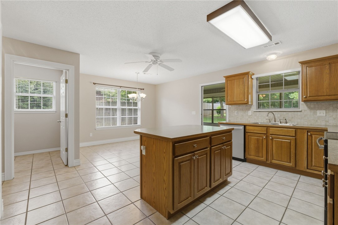 Ashbrook Hills Add - Residential